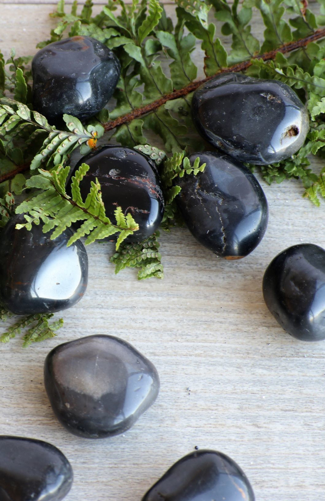Black Onyx Tumbled Stone